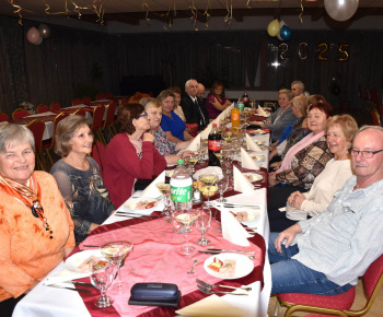 31.12.2024 Silvestrovská zábava. 31.12.2024 Silvestrovská zábava.