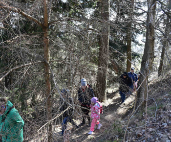 11.4.2025 Jarná vychádzka s MŠ 1.Mája. 11.4.2025 Jarná vychádzka s MŠ 1.Mája.