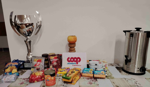 24.10.2025 Mesiac úcty starším a oceňovanie seniorov i športovcov. Takto tancom so skupinou ÚSMEV dnes oslavovali seniori mesiac úcty starším, rozdávali vyznamenania, ocenenia športovcom v päťboji PIARGSKA STRELA.
<p>
	Ďakujme za podporu BBSK, podpredsedovi VÚC a poslancovi Banskej Štiavnice Mikulášovi Pálovi, starostovi Stanislavovi Neuschlovi, COOP JEDNOTA Žarnovica, predsedovi KO JDS Jozefovi Tokárovi, aktívnym členom a všetkým priaznivcom a sponzorom.</p>
<p>
	Sledujte nás ďalej, prinesieme podrobnosti z úžasnej akcie.</p>
